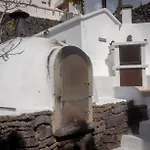 Casa Volcanica El Cabezo *