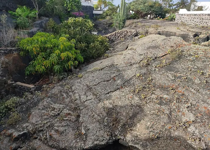 Casa Volcanica El Cabezo *